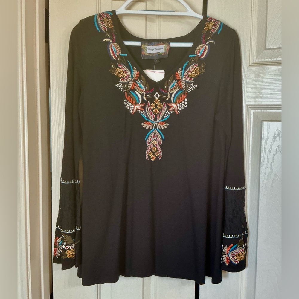 NWT! VINTAGE COLLECTION ROSABELLE SWEATER TOP LARGE